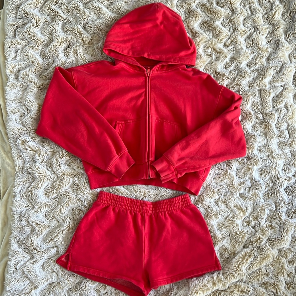 Aritzia sweat set red tna cozy fleece. Jacket & shorts both size small.